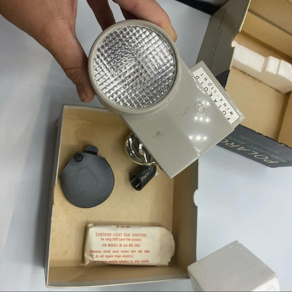 Vintage Camera Light, 1960's Polaroid Wink Light Model 250 in Original Box